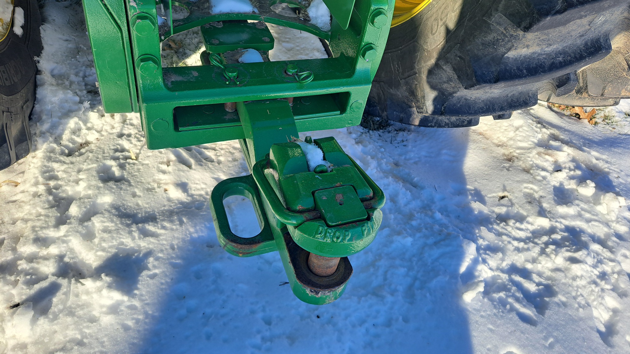  2022 John Deere 8R 370 at Heritage Tractor in Monmouth, IL