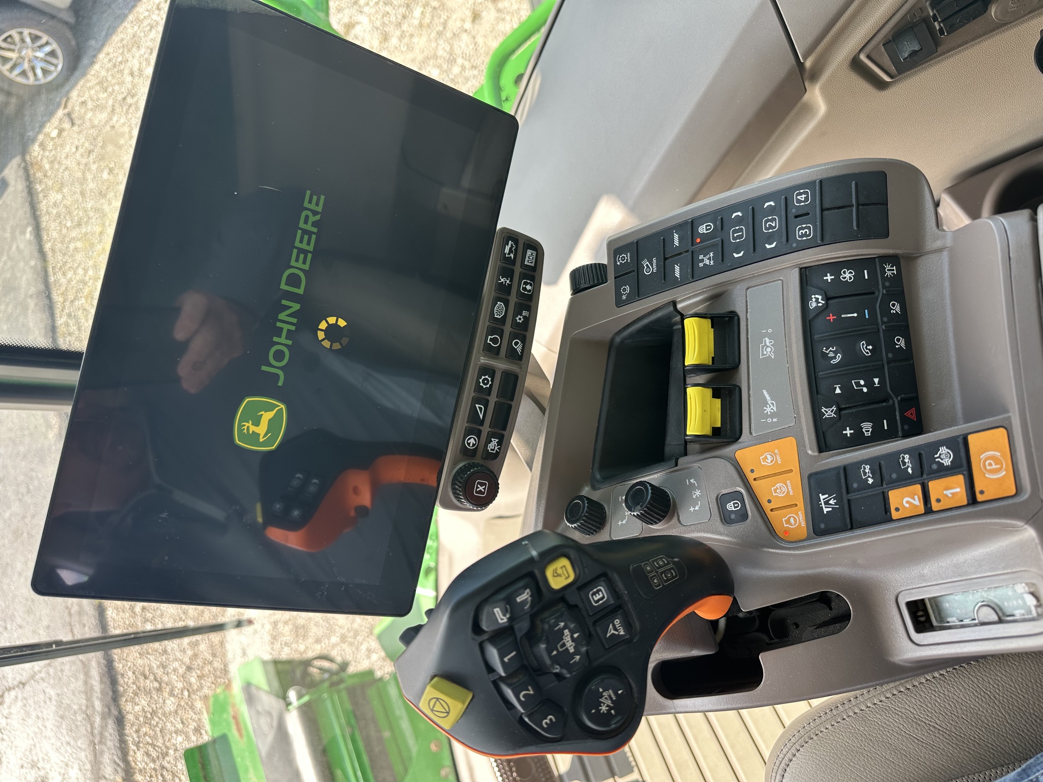 2024 John Deere S790 Image 3