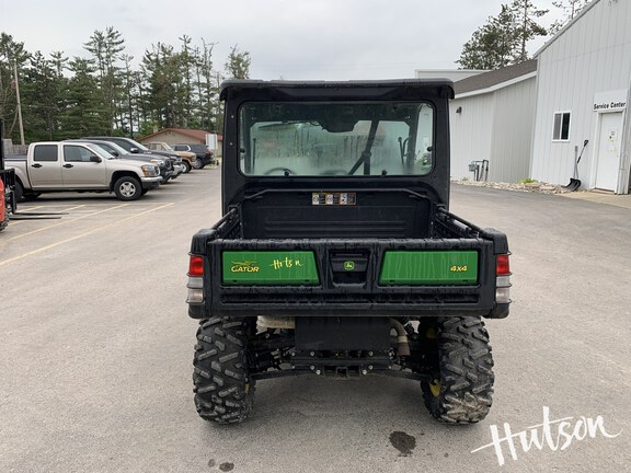 Photo of 2024 John Deere XUV 835M