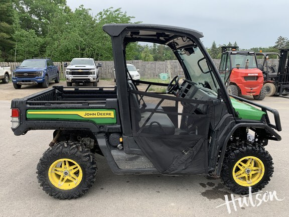 Photo of 2024 John Deere XUV 835M