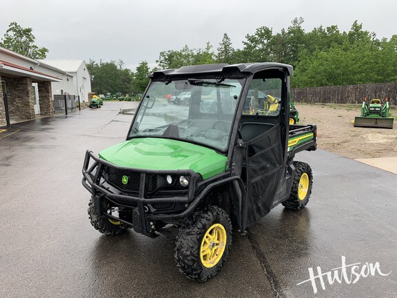 Photo of 2024 John Deere XUV 835M