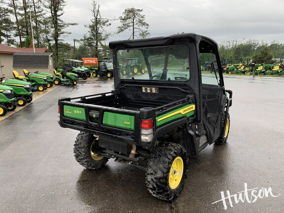 Photo of 2024 John Deere XUV 835M