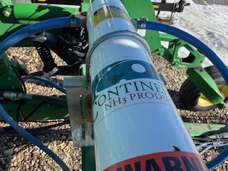2002 John Deere 2400 Image 16