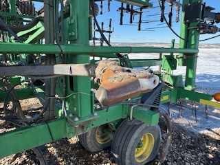 2002 John Deere 2400 Image 9