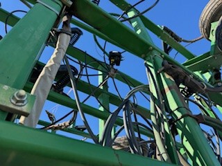 2002 John Deere 2400 Image 11