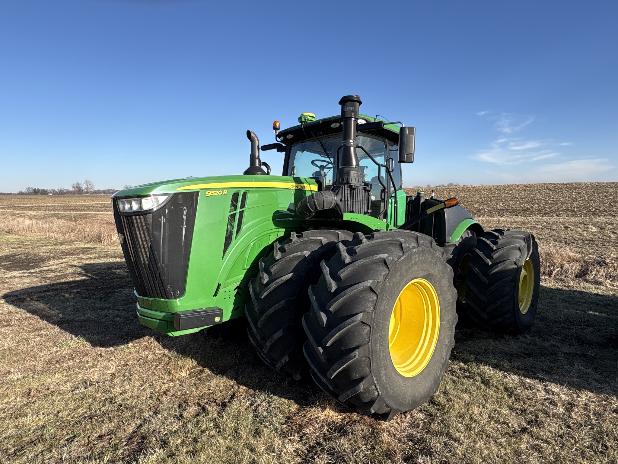  2021 John Deere 9520R at Heritage Tractor in Brimfield, IL