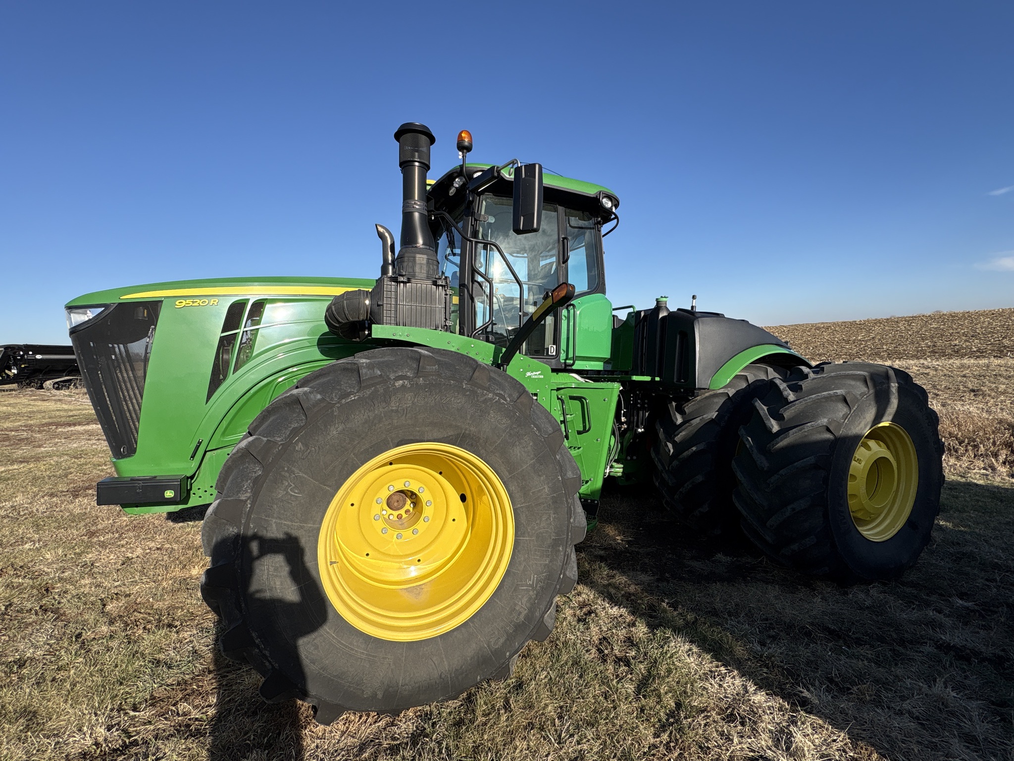 2021 John Deere 9520R at Heritage Tractor in Brimfield, IL