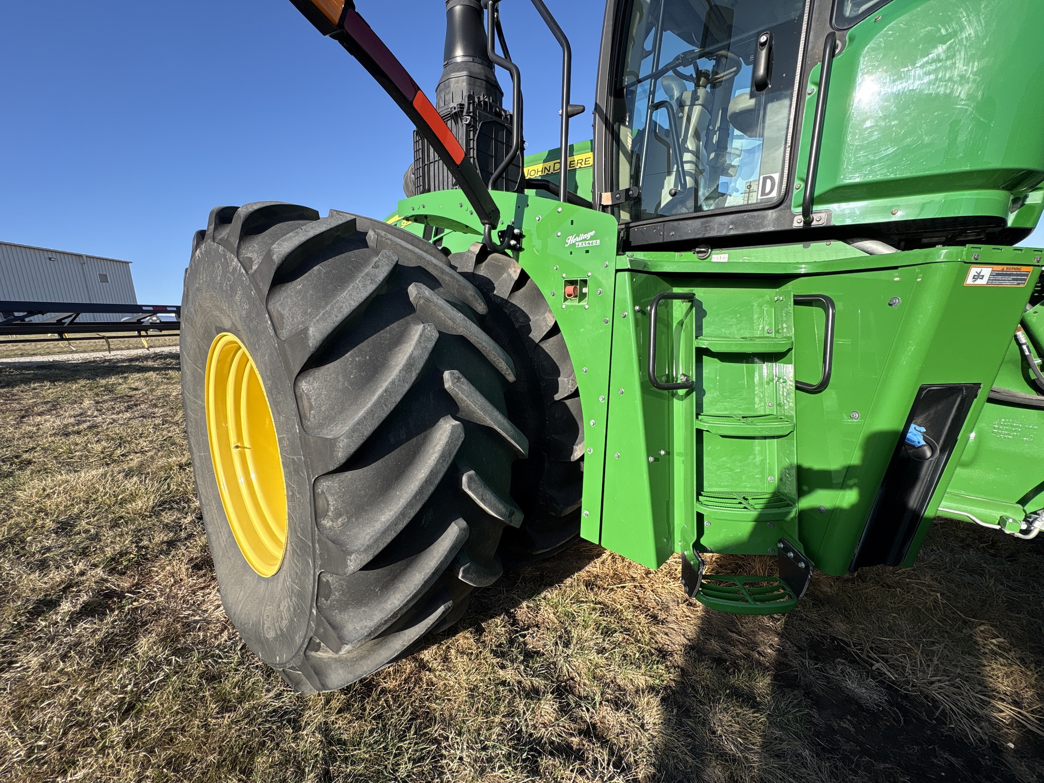  2021 John Deere 9520R at Heritage Tractor in Brimfield, IL