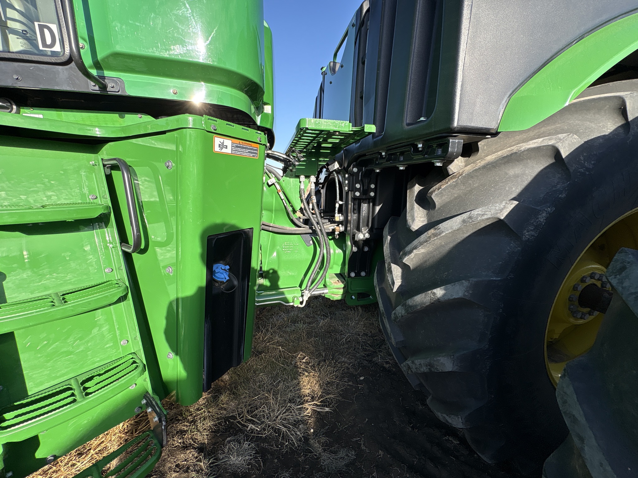  2021 John Deere 9520R at Heritage Tractor in Brimfield, IL