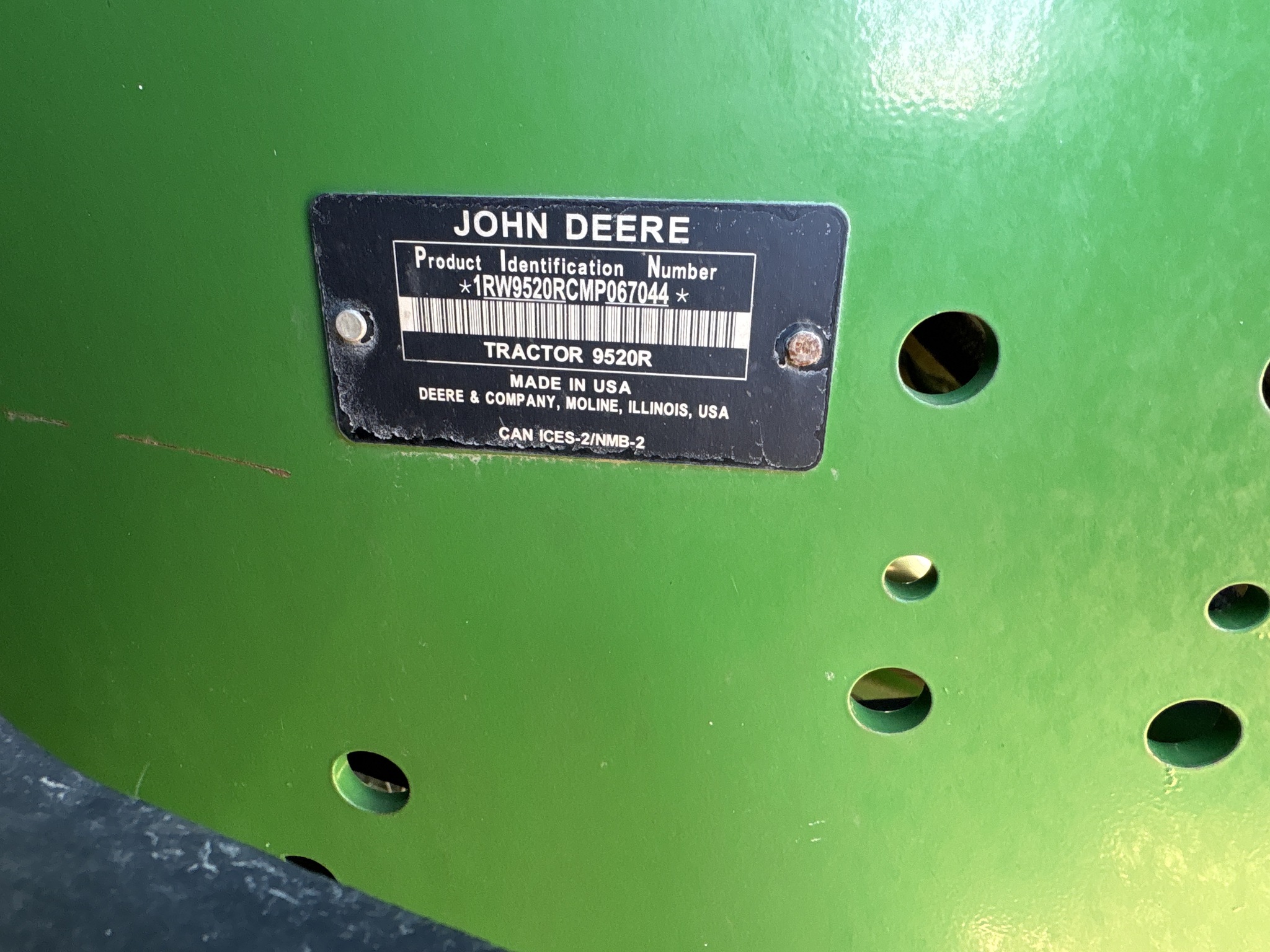  2021 John Deere 9520R at Heritage Tractor in Brimfield, IL