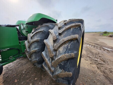 Used 1997 John Deere 9400 Articulated 4WD Tractors at Horizon Ag & Turf in Lloydminster, AB - Photo5