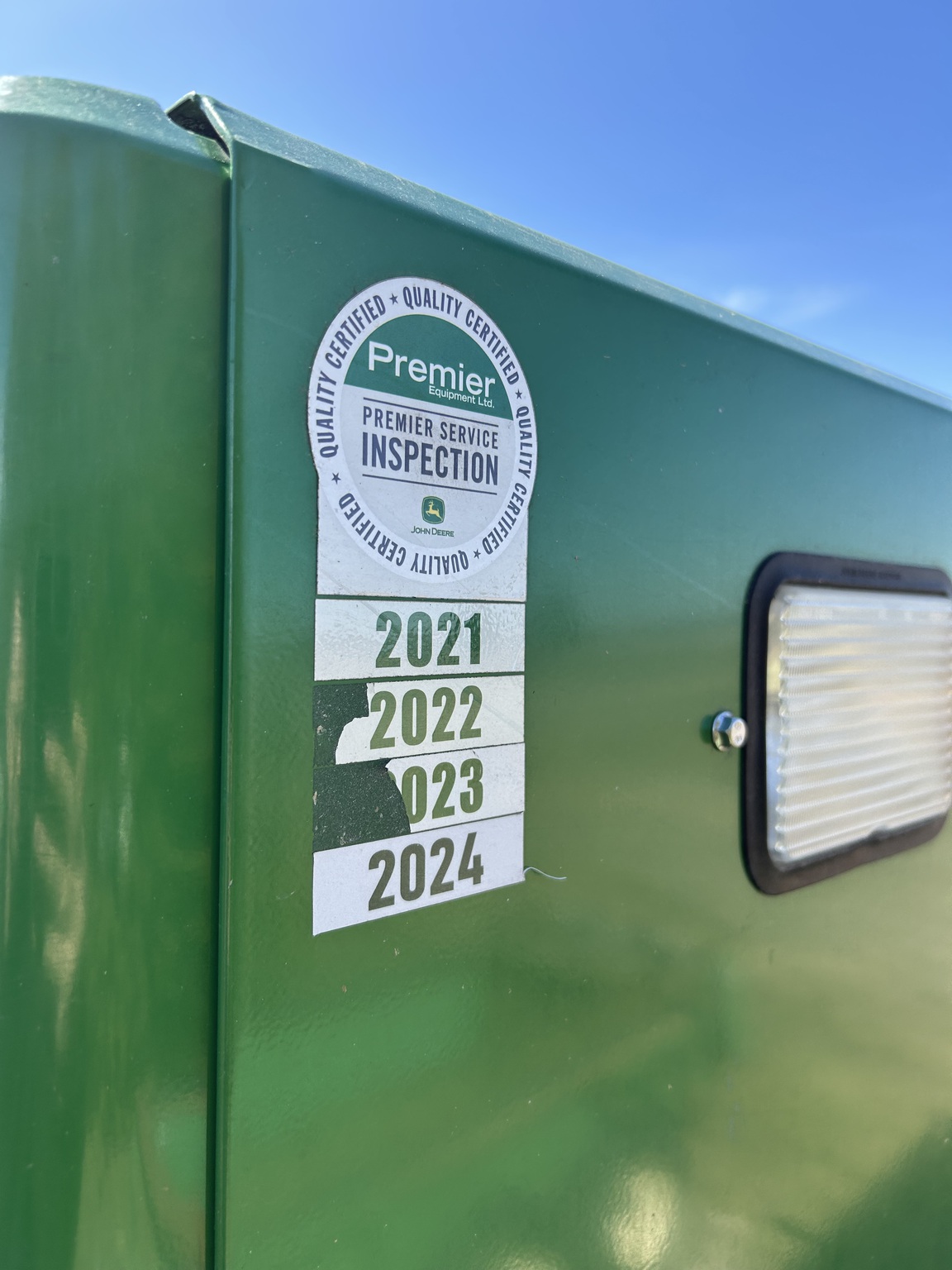 2017 John Deere S670 Image 21