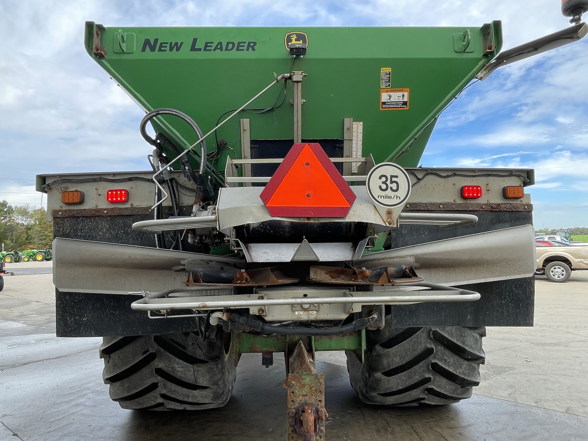 2018 John Deere F4365 Image 6
