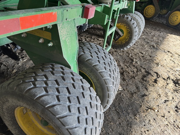 2014 John Deere 1990 - Photo11