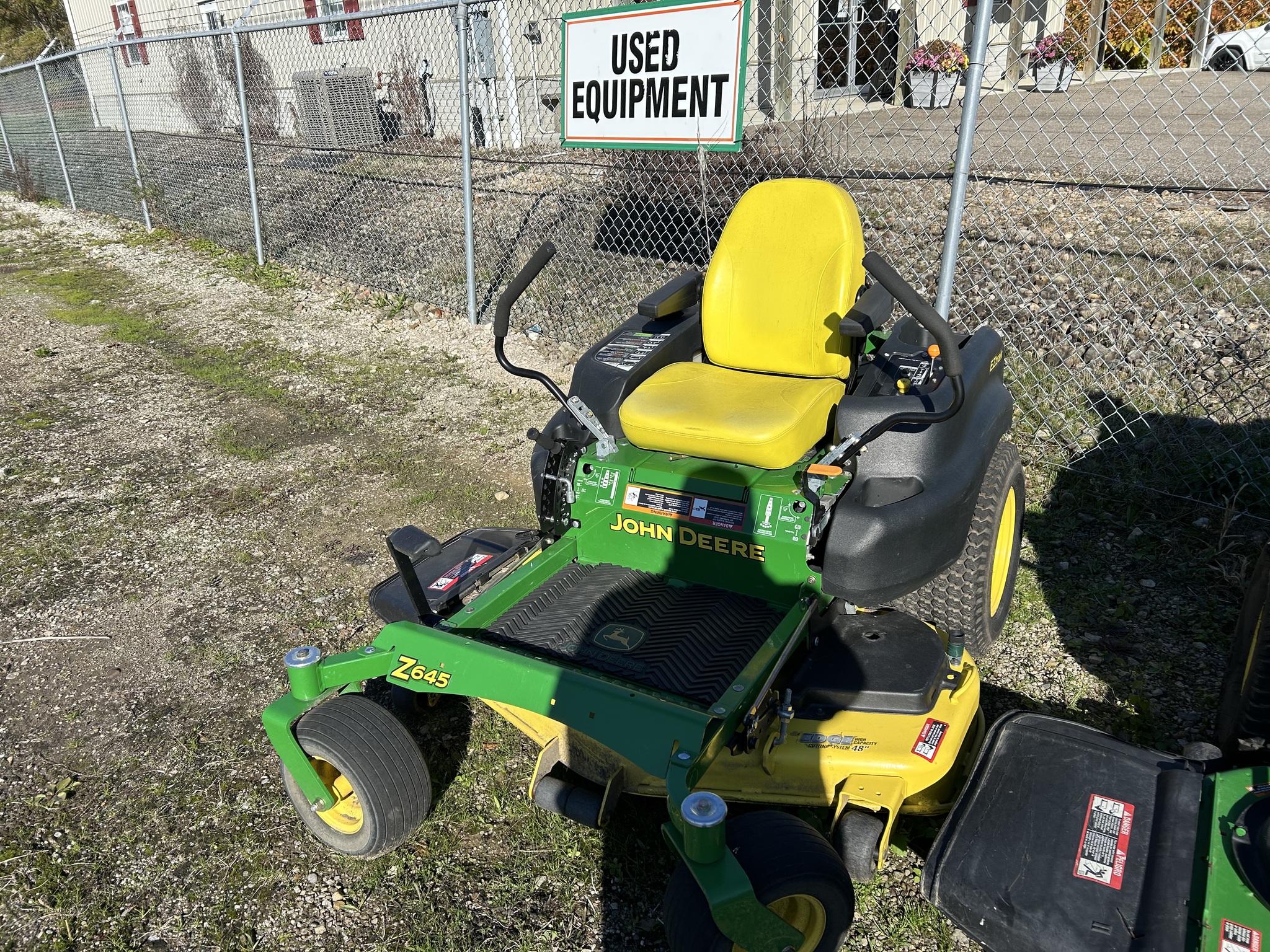 2013 John Deere Z645 Image 1