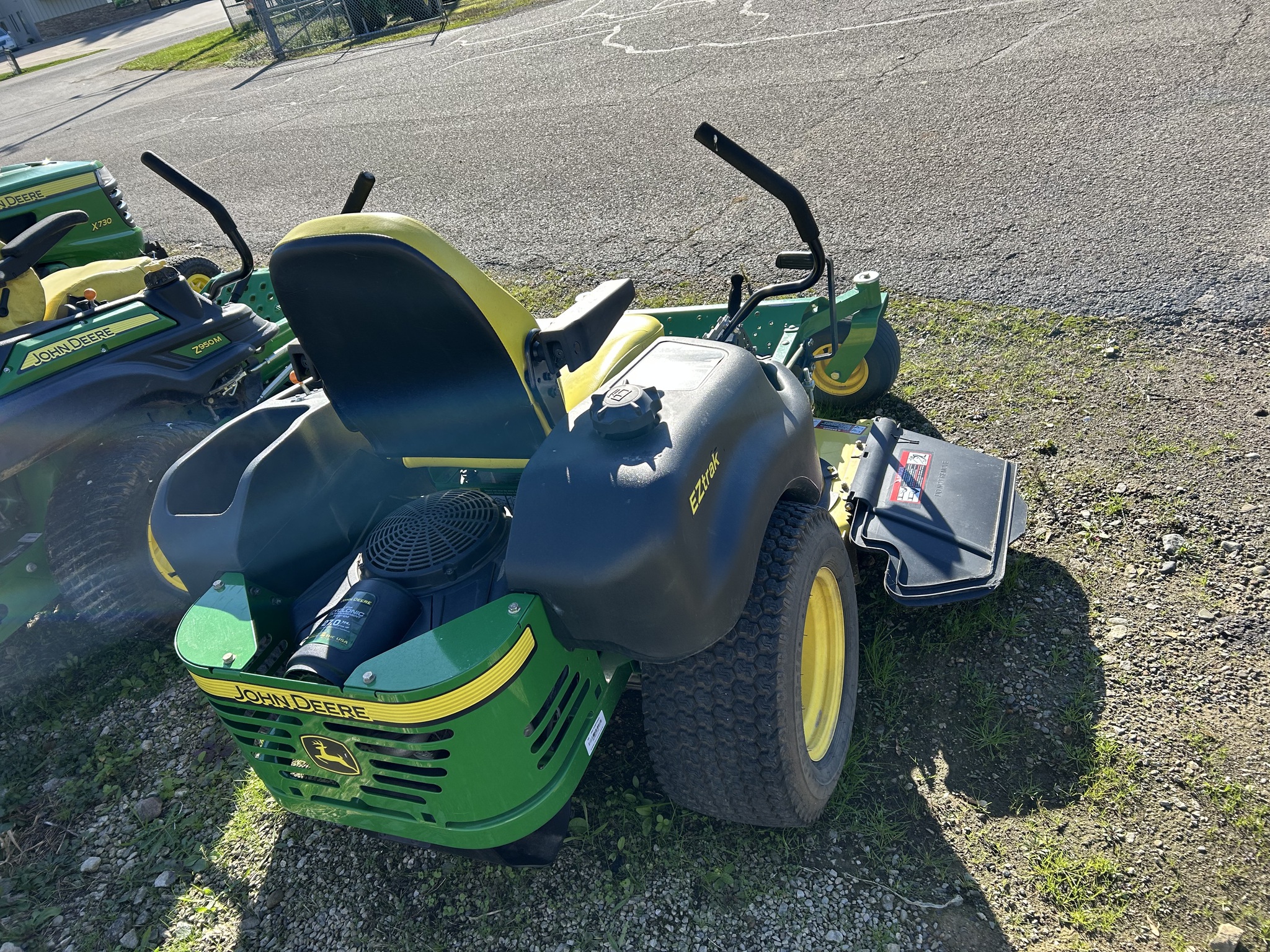 2013 John Deere Z645 Image 5