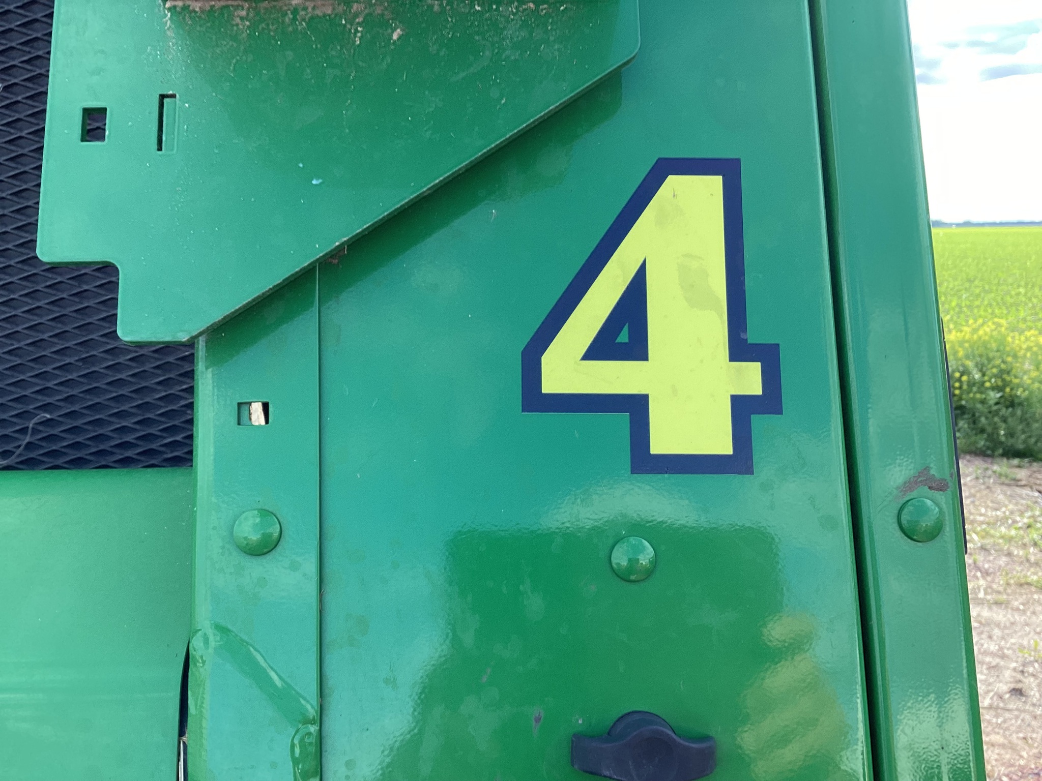 2024 John Deere 561R Image 34