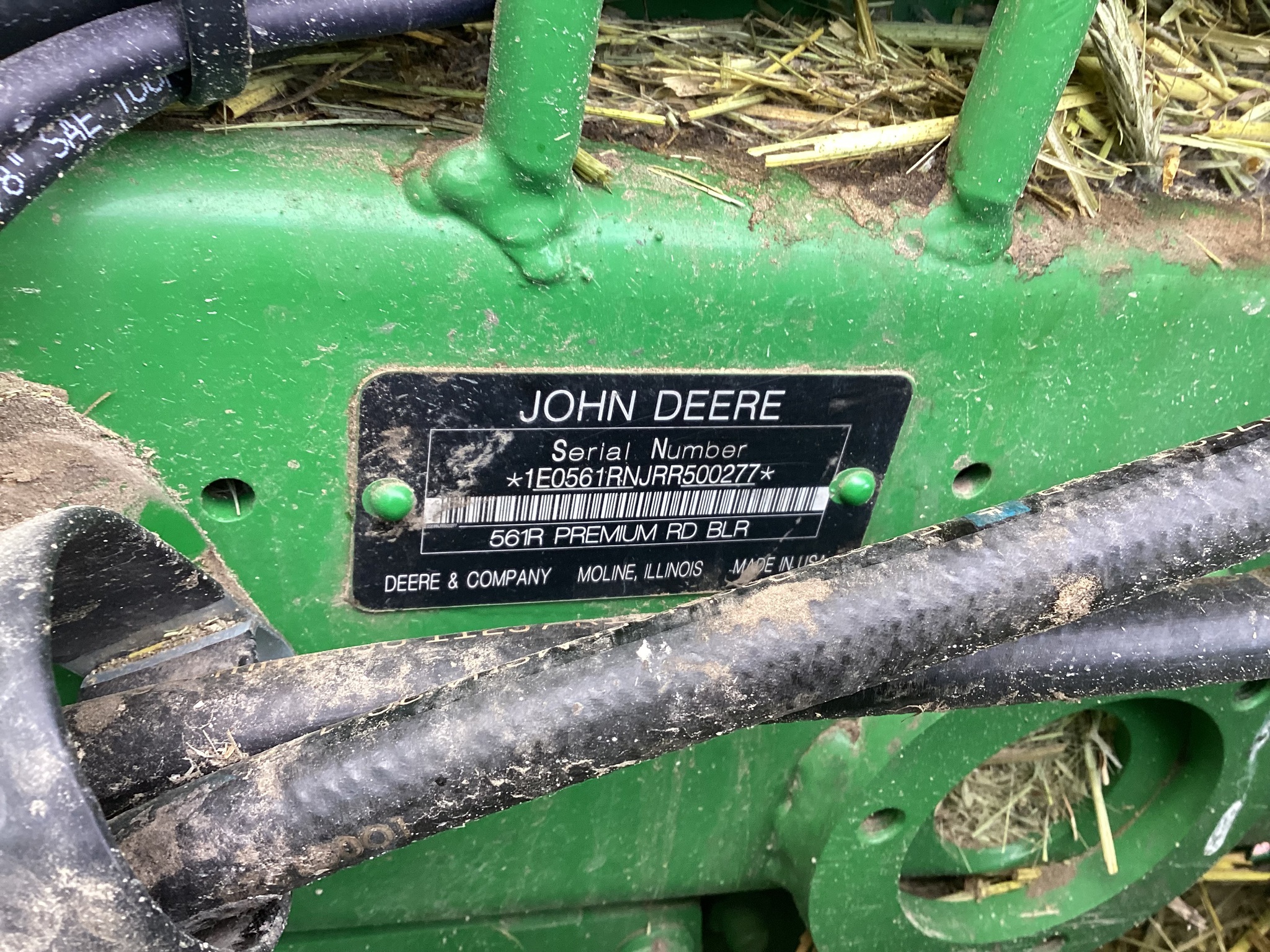 2024 John Deere 561R Image 39