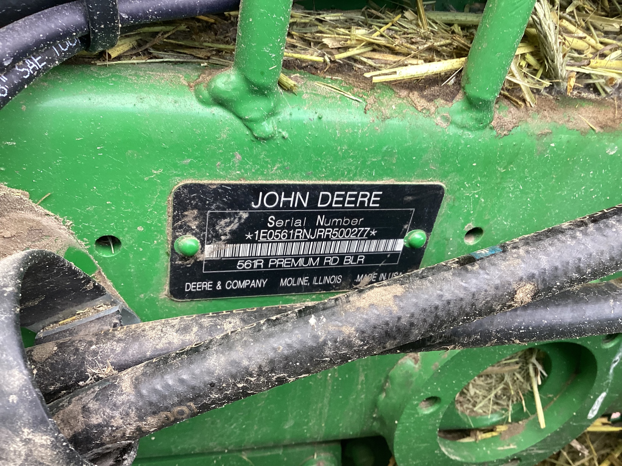 2024 John Deere 561R Image 40