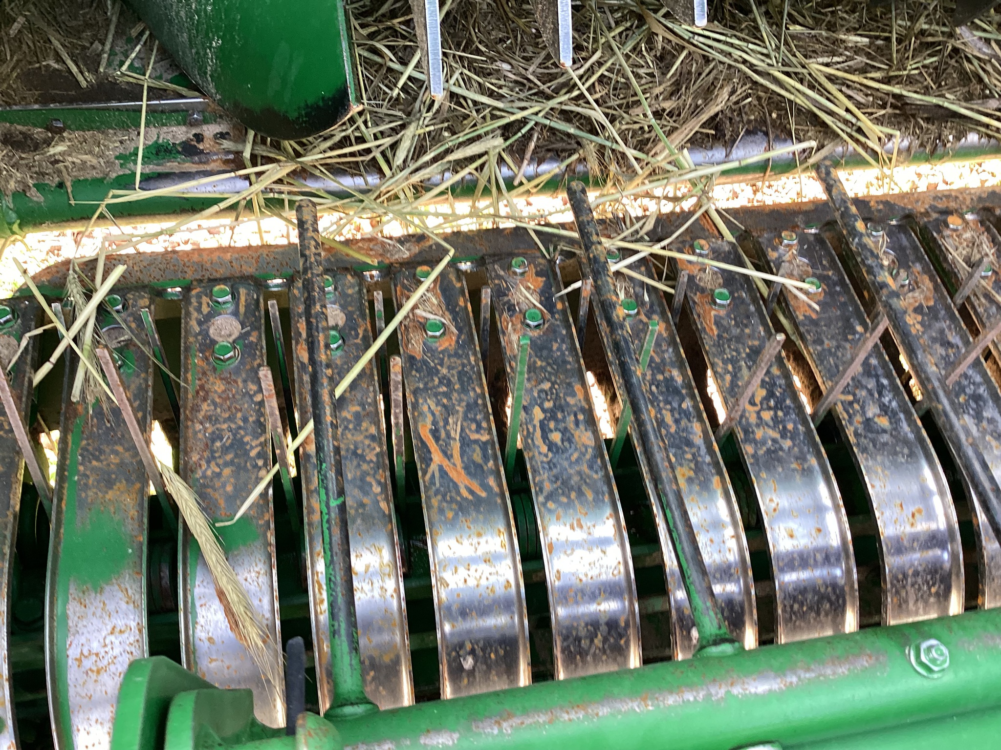 2024 John Deere 561R Image 19