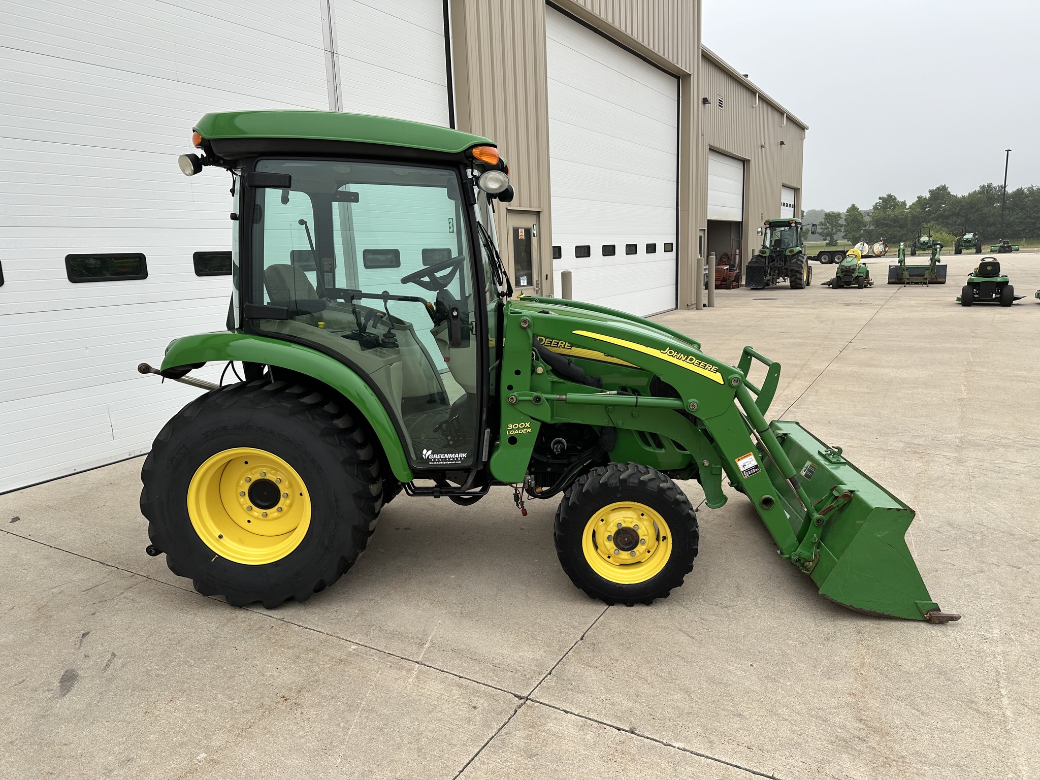 2007 John Deere 3720 Image 4
