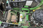 2022 John Deere Z930M Image 18