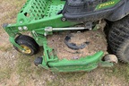 2022 John Deere Z930M Image 27