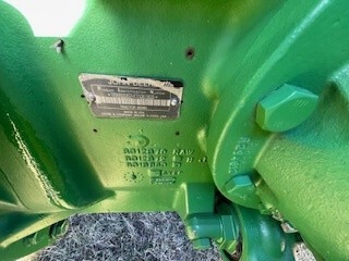 2012 John Deere 8335R Image 23
