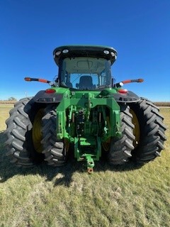 2012 John Deere 8335R Image 8