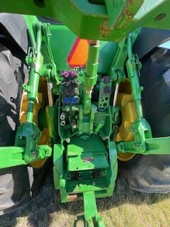 2012 John Deere 8335R Image 14