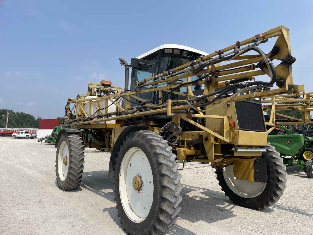 1999 RoGator 854 Image 3