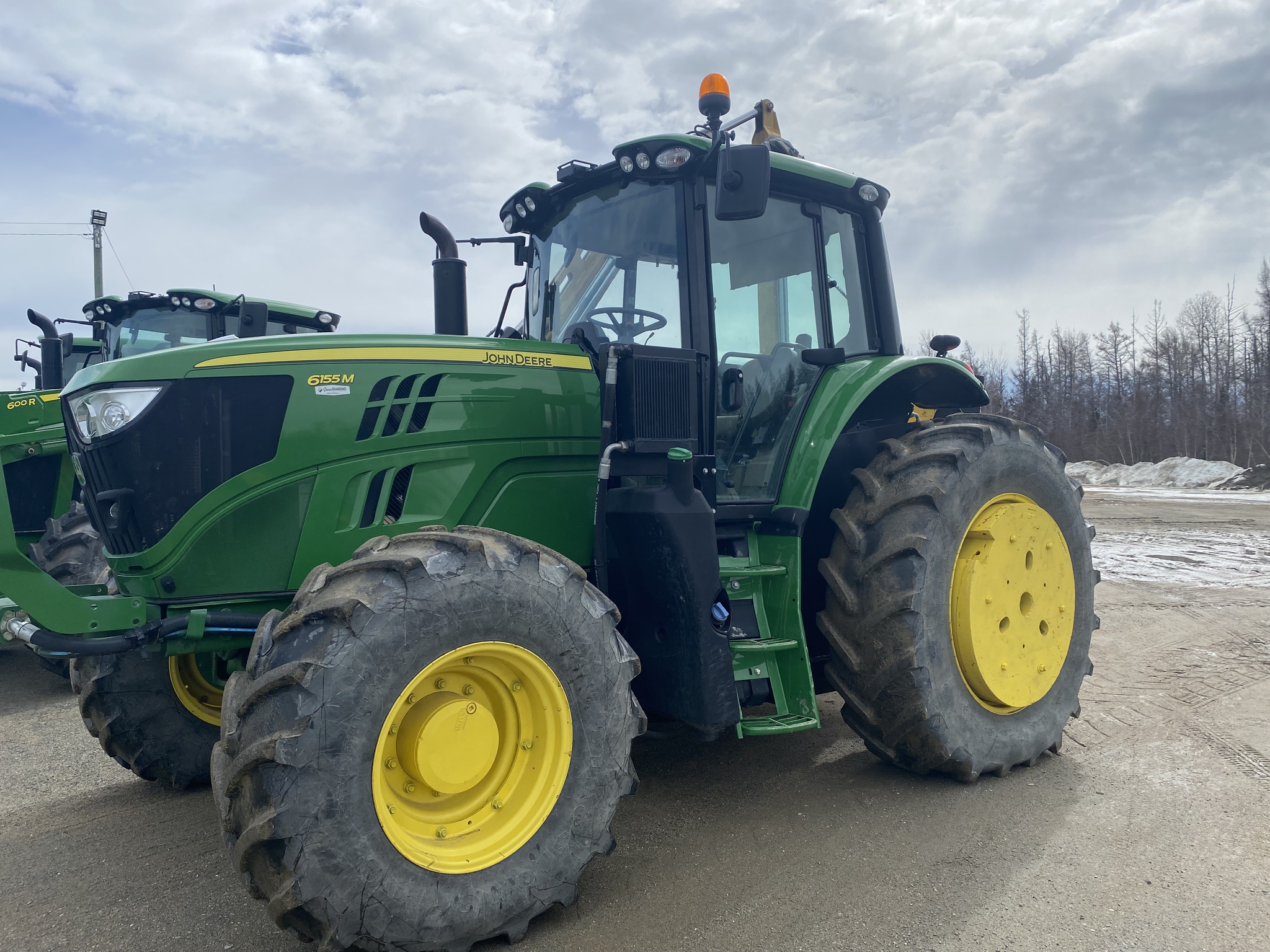 2022 John Deere 6155M Image 3