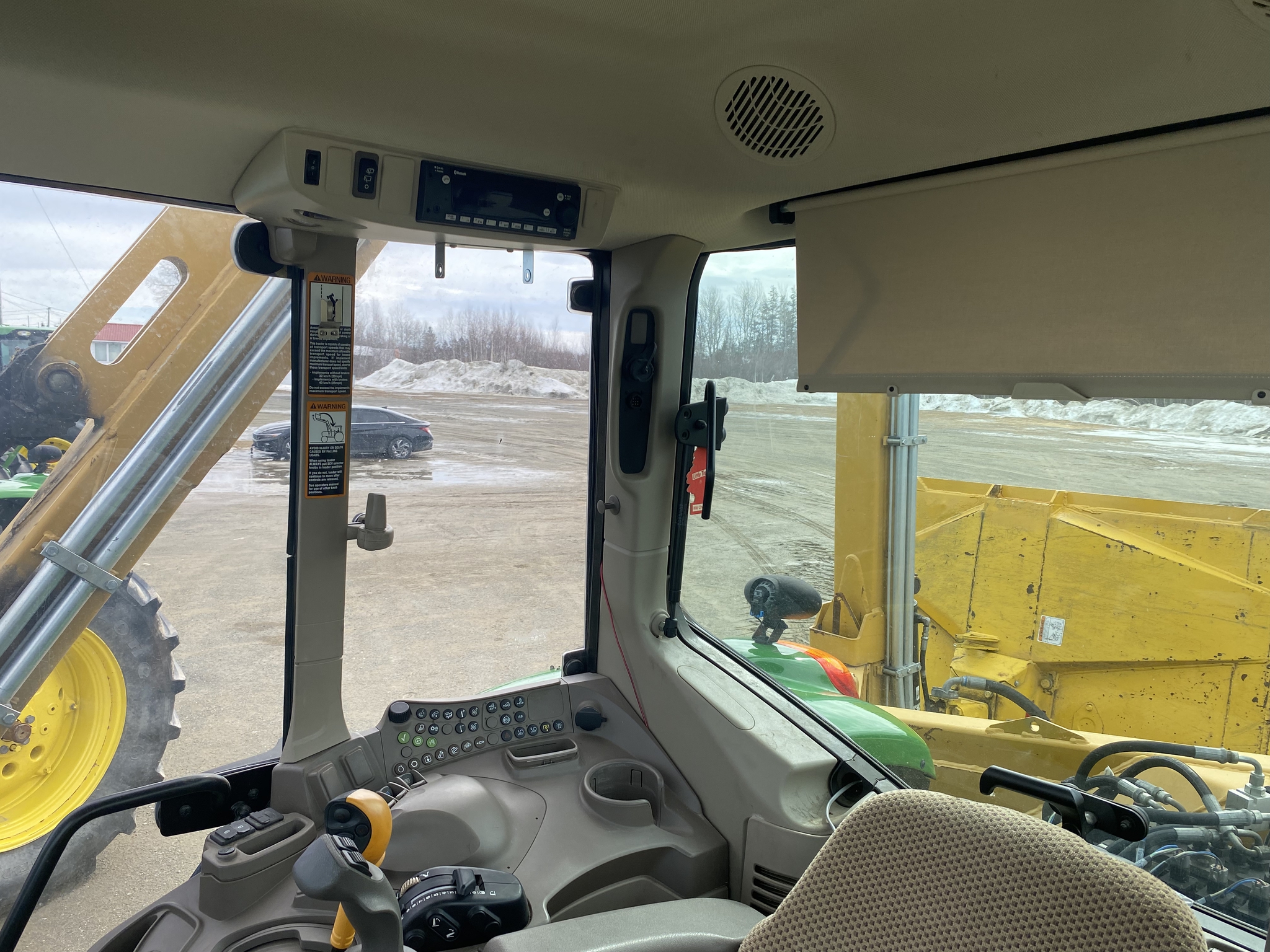 2022 John Deere 6155M Image 11