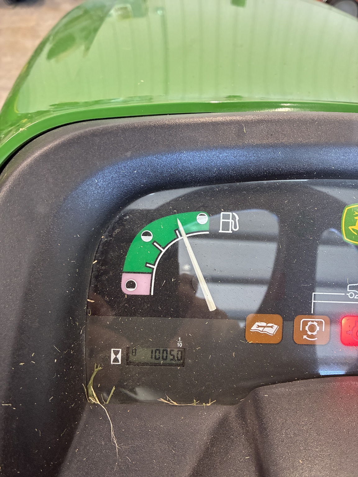 2003 John Deere X475 Image 2