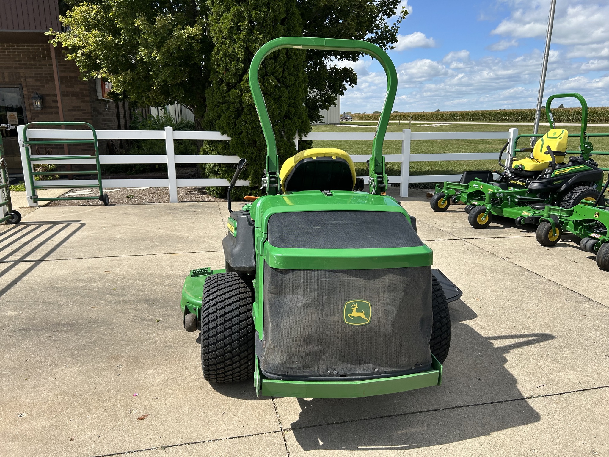  2019 John Deere Z997R at Heritage Tractor in Streator, IL