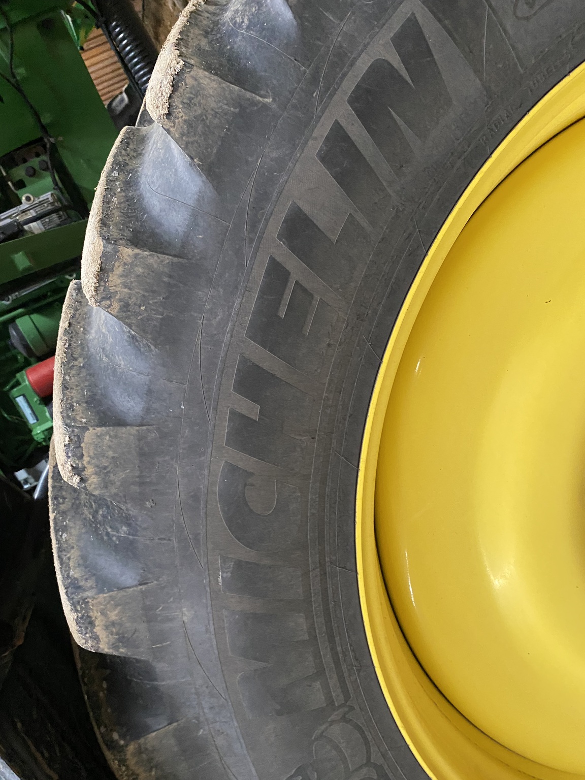 2023 John Deere 616R Image 6