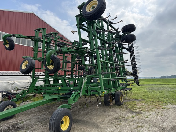 2012 John Deere 2210 - Photo2