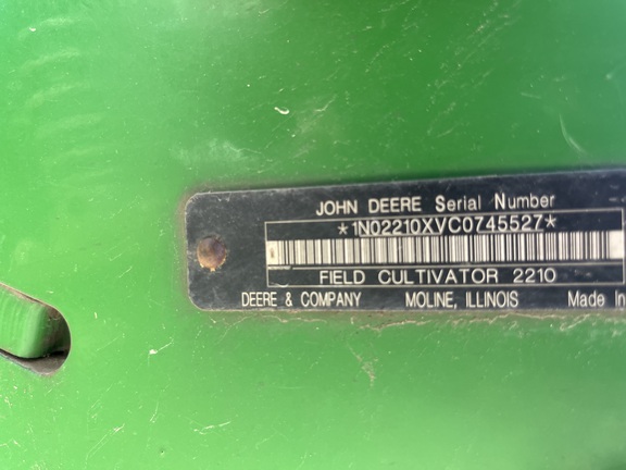 2012 John Deere 2210 - Photo20