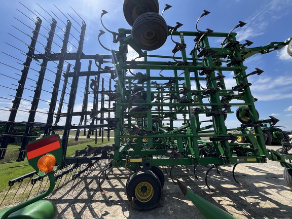 2012 John Deere 2210 - Photo4