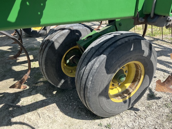 2012 John Deere 2210 - Photo8