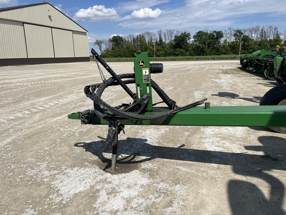 2012 John Deere 2210 - Photo19
