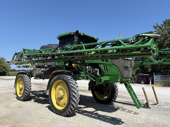 Photo of 2023 John Deere 412R
