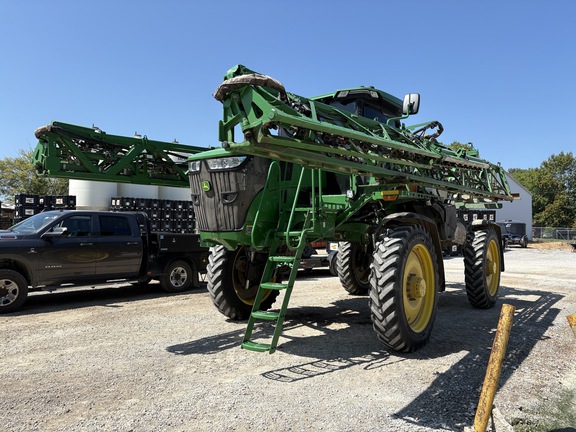Photo of 2023 John Deere 412R