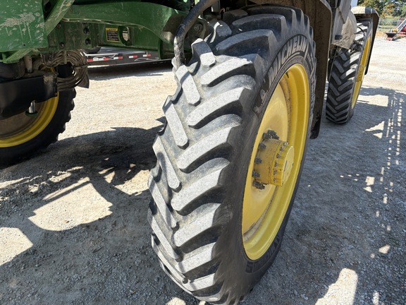 Photo of 2023 John Deere 412R