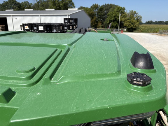 Photo of 2023 John Deere 412R