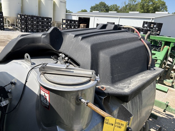 Photo of 2023 John Deere 412R