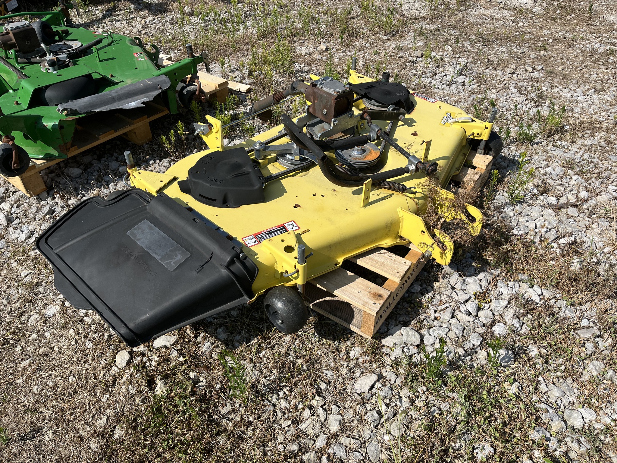 2017 John Deere 48A Image 2