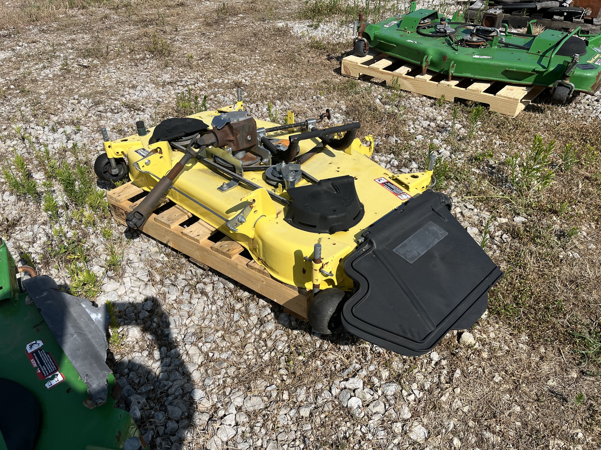 2017 John Deere 48A Image 4