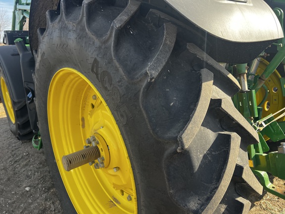 2025 John Deere 6M 165 - Photo16