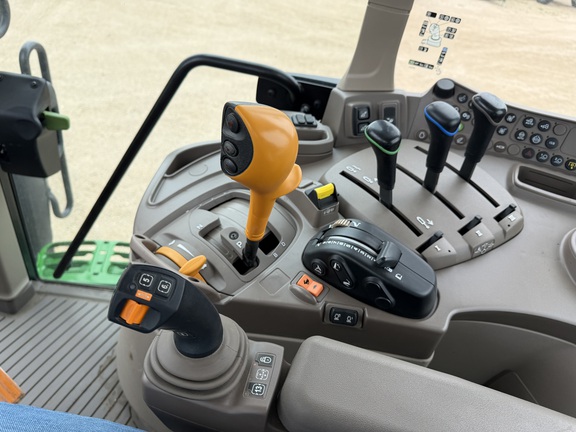 2025 John Deere 6M 165 - Photo33